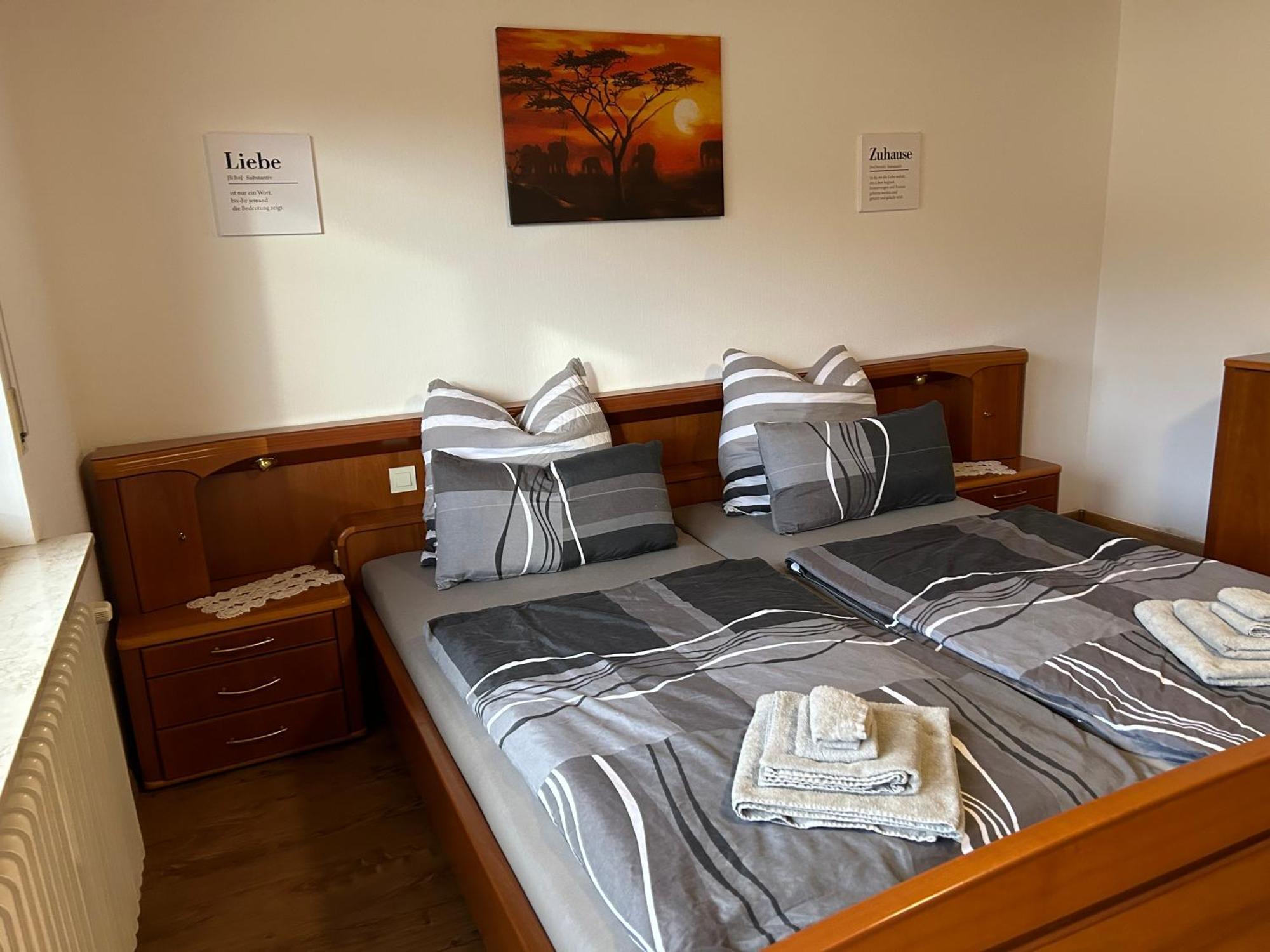 Ferien- Und Monteurwohnung Zum Waldblick ภายนอก รูปภาพ