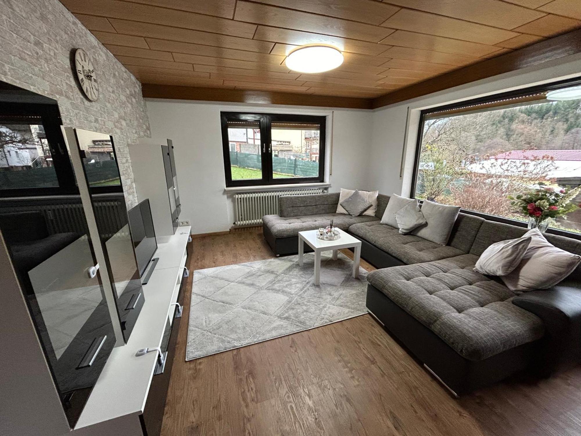 Ferien- Und Monteurwohnung Zum Waldblick ภายนอก รูปภาพ